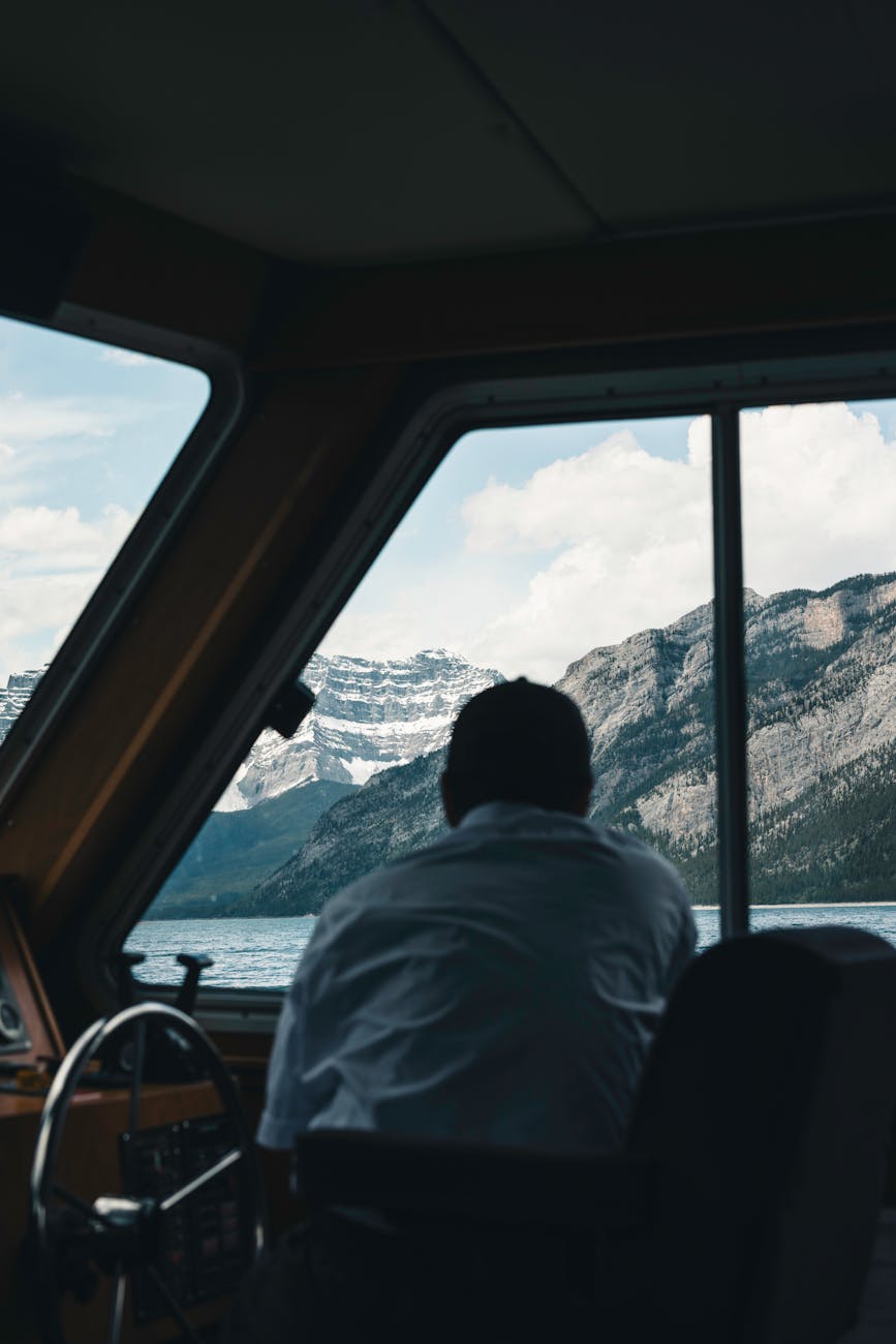 Private Jet Cinematic Portrait Prompt source portrait example 1