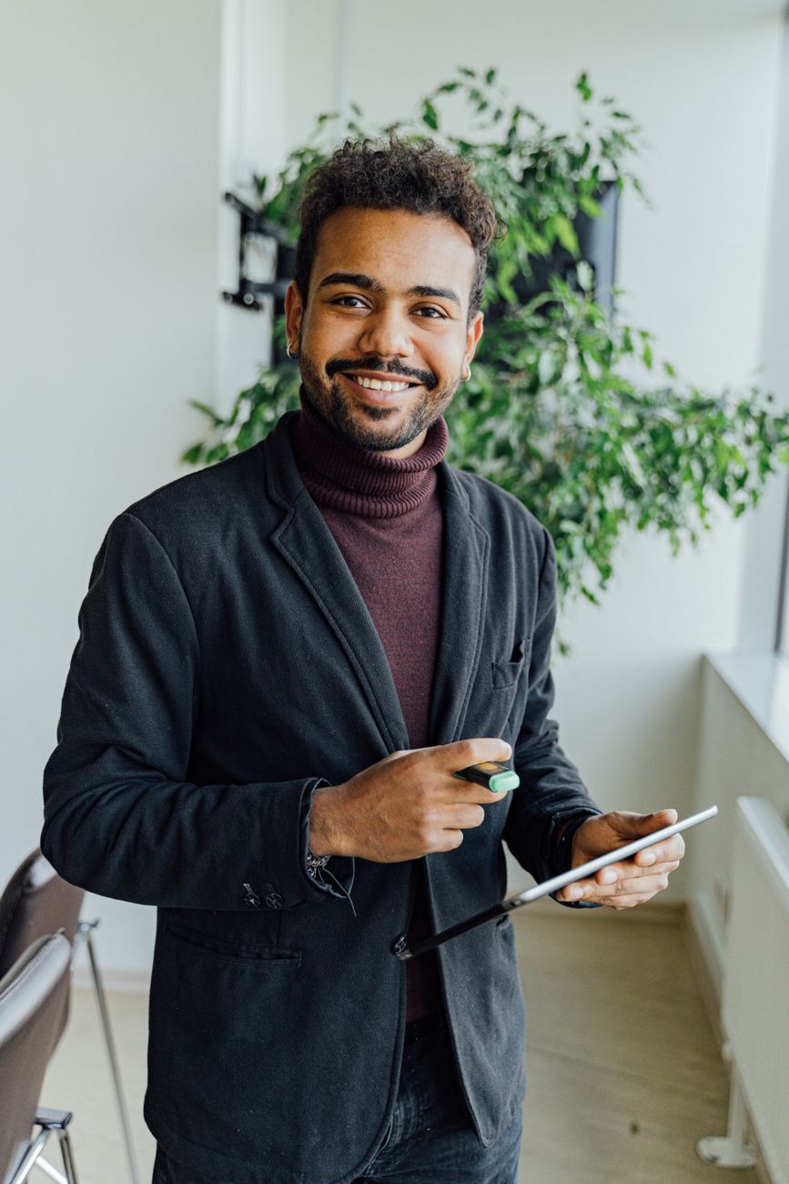 AI Startup Founder Launch Event Prompt source portrait example 1
