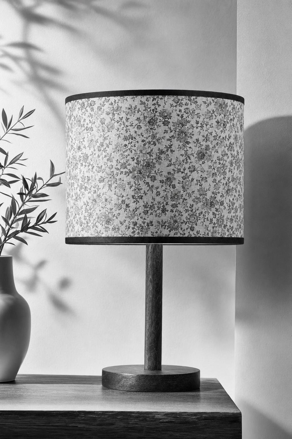 Black and White Vintage Lamp AI Selfie Prompt generated result example 3